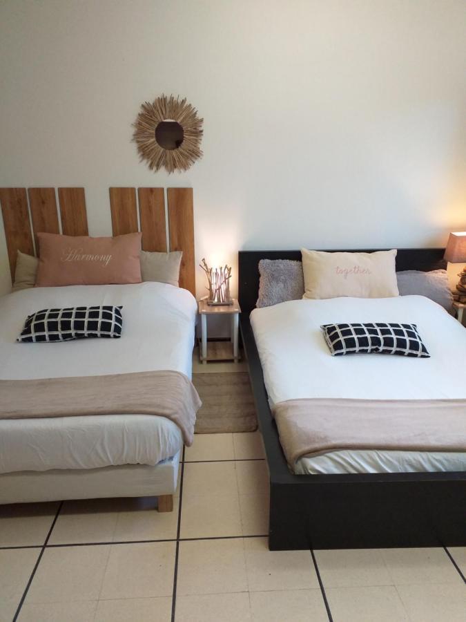 Chez Naomi Bed & Breakfast Saint-Jean-de-Cornies Exterior foto
